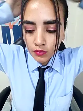 MAYE__13's Live XXX Chat