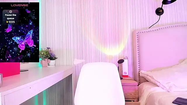ashleey_doll 网络视讯表演