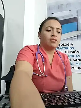 Nurse_Alice-7: απευθείας συνομιλία ΧΧΧ