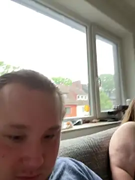 XXX chat uživo modela CurvyPaar2