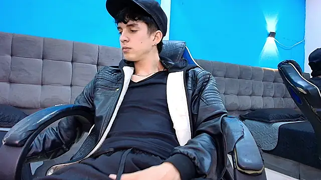 Jheampiiero live XXX chat