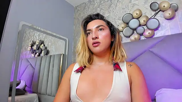 Show modela TomLondon_ na web-kameri
