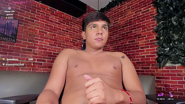 Thiago_Kozak Pertunjukan Webcam