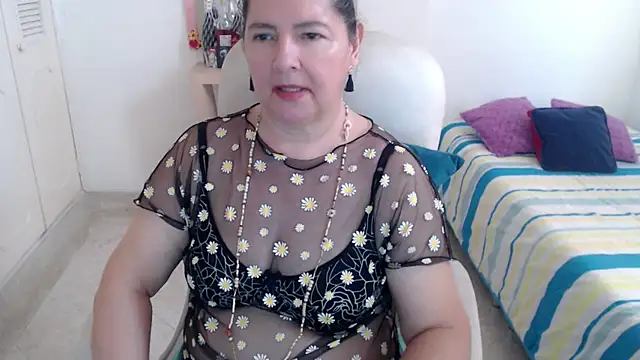 leonela_69 Live XXX Chat