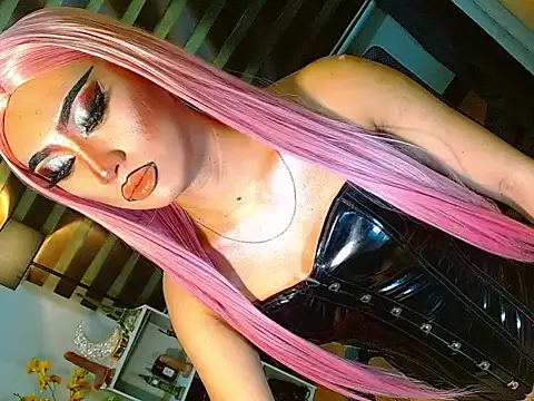 HOLLYWOOD_QUEEN_88's Webcam Show