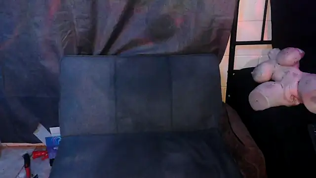 k1oudE's Webcam Show