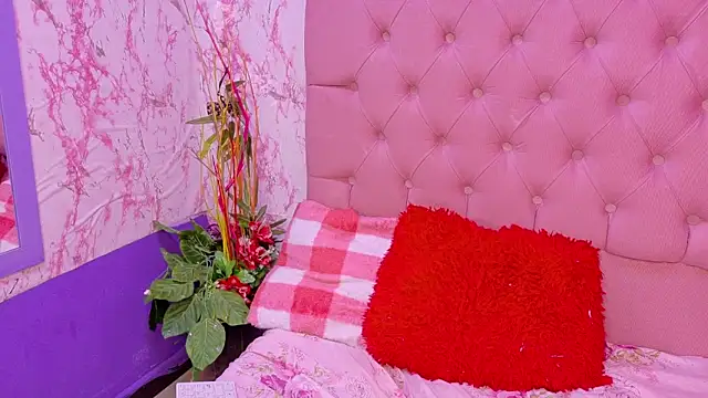 Chat +18 de cherryseduzione ao vivo