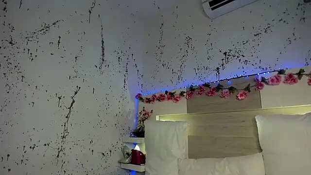 JaddeWalker Adlı Modelin Canlı XXX Sohbeti