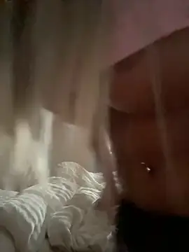 Juliaboobqueen Webcamshow