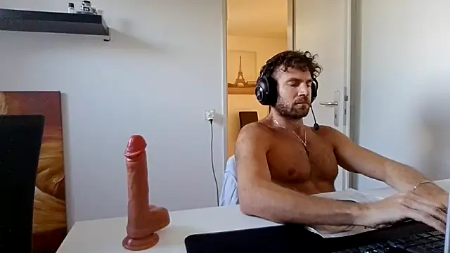 XXX chat uživo modela alpha-hunk