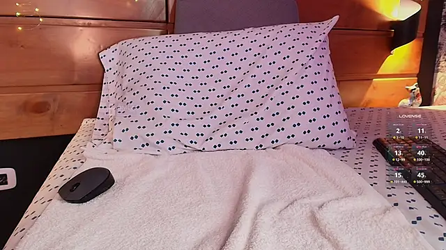 milena_kiitty 现场XXX聊天