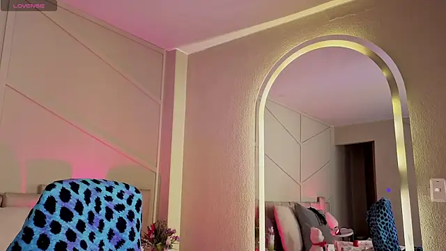 Rossiee_huntt élő XXX-chatje