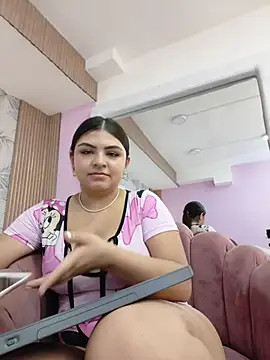 LunaRoose Chat XXX in diretta