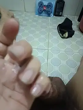 tailua05 webcam show