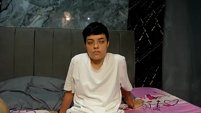XXX chat uživo modela ariloe_quintero