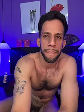 Karim_mansur Adlı Modelin Canlı XXX Sohbeti