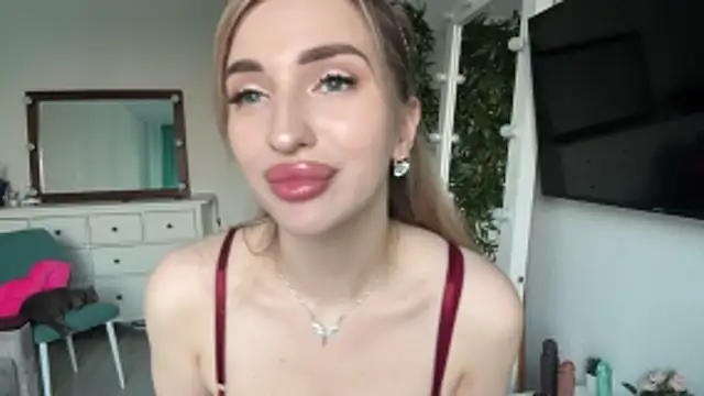 Victoria_Jess: онлайн-секс-чат