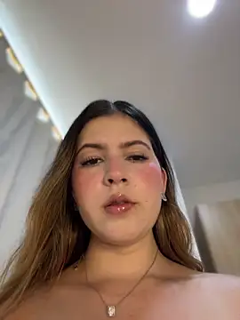 naughty__angelのウェブカメラショー