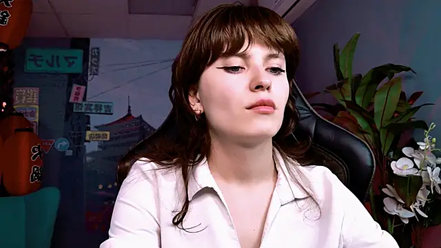 Chat +18 de LolaDominara ao vivo