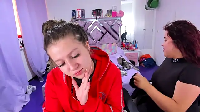 Онлайн чат XXX Luna_Analya