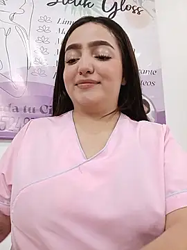 JUANITA-ROJAS' Live XXX Chat