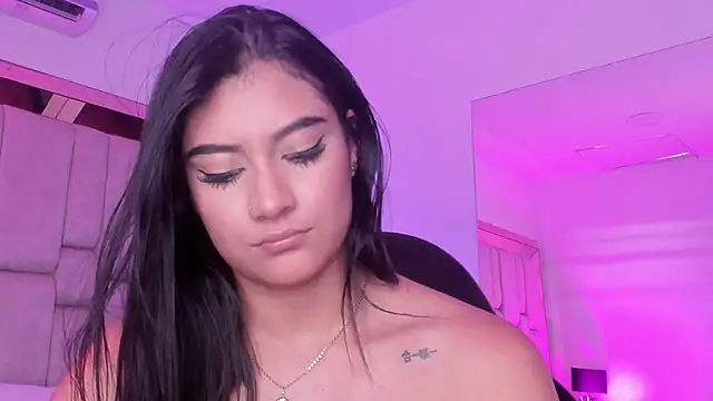 KatherineRuiz_'s Live XXX Chat