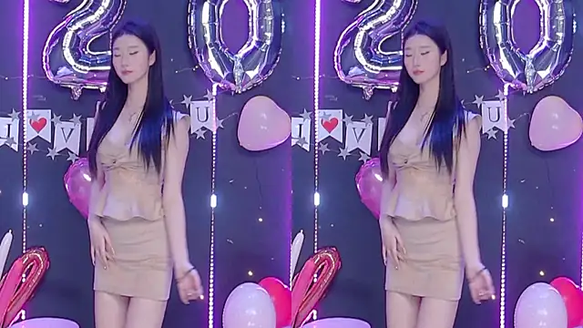 Fortun-888 Live XXX-chat