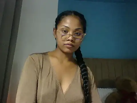 naya86's Live XXX Chat