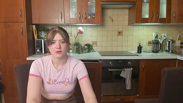 Pertunjukan Kamera Web HotCaramellsTV