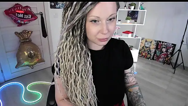 HoneySallyMoore's Live XXX Chat