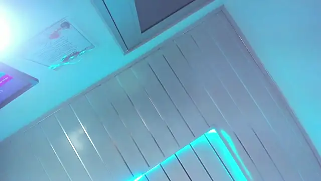 Chat +18 de angell_cooper8 ao vivo