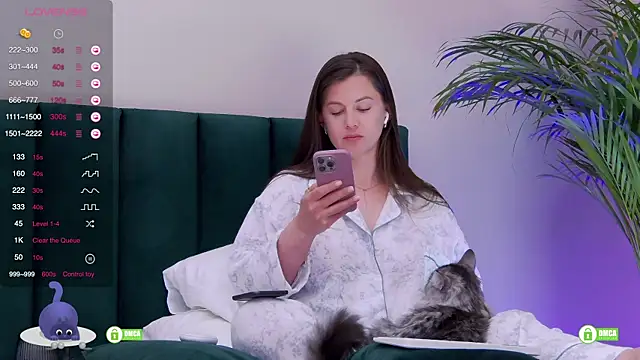 Minellissn Live XXX chat