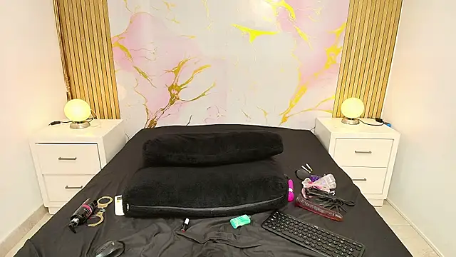 AprillRoss Adlı Modelin Canlı XXX Sohbeti