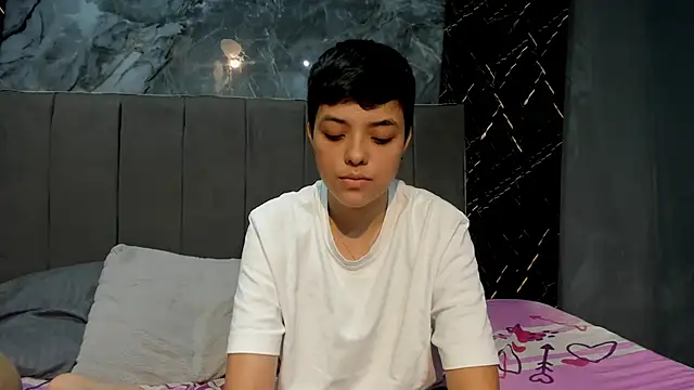 Chat XXX en directo de ariloe_quintero