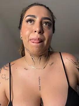 Czat XXX na żywo – CarolQueen1_
