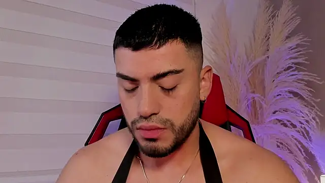Alexander_Diazz Show Webcam