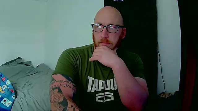 Tilerdadbod webcam show
