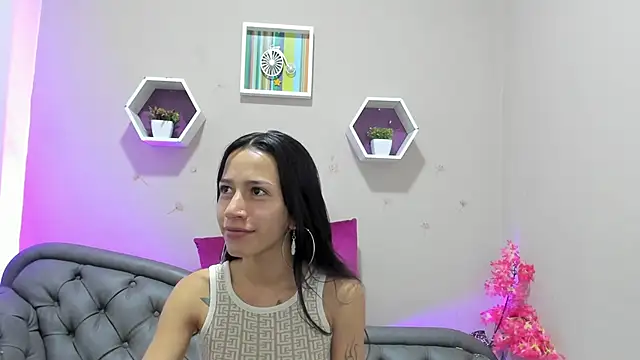 Laskhmi_ Live XXX Chat
