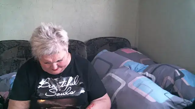 Lana555 现场XXX聊天