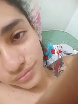 girl_tits' Live XXX Chat
