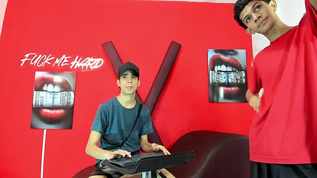 Živý XXX chat TWINKS_BOYSX