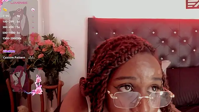 Bella_Roussee Chat XXX live