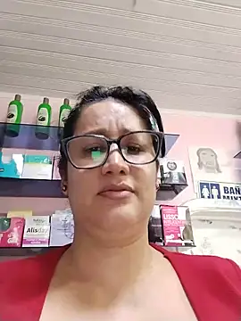 Chatroom XXX en direct de keilymadam