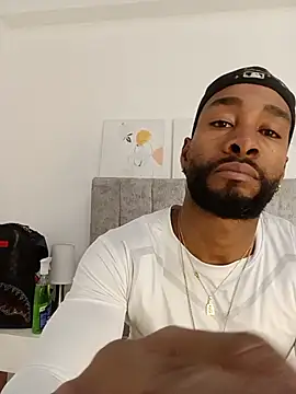 Dante_Knox Chat XXX in diretta
