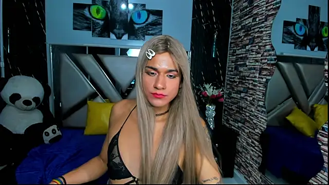 Karina_Cutee's Webcam Show