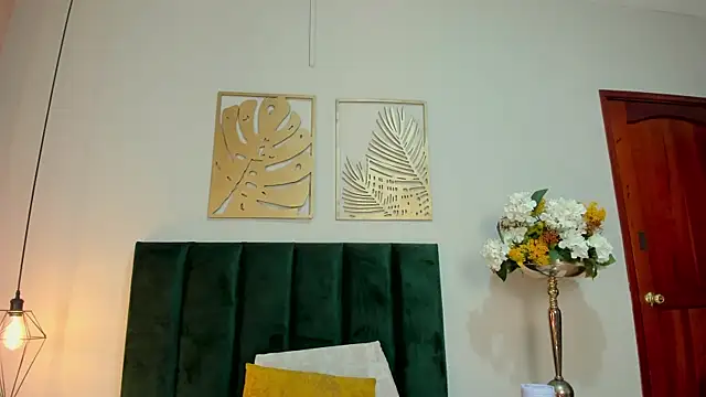 VenusStonee's Live XXX Chat