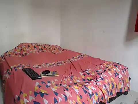 Alinsongiil Show in webcam