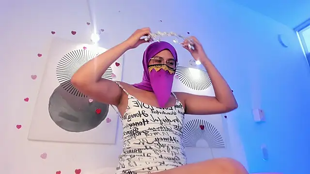 LaylaTemptMe 라이브 XXX 채팅
