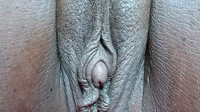 morenahott1's Live XXX Chat