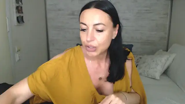 Chat XXX en directo de CloveLove